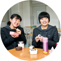 お昼休みのイメージ